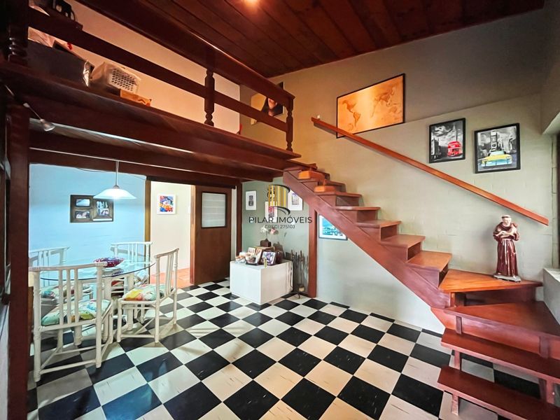 Casa em condomínio para pessoas de bom gosto.