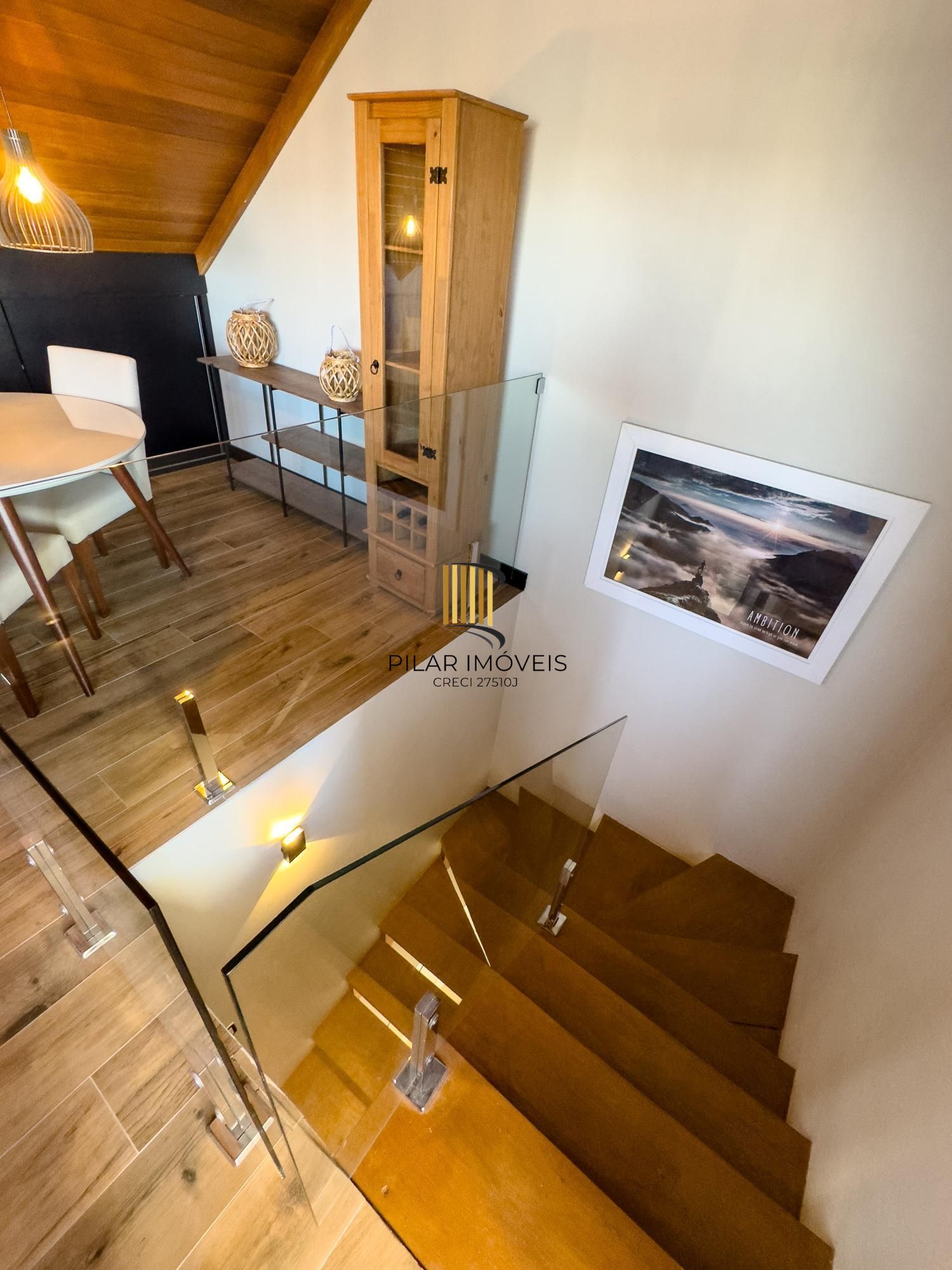 Casa em Condomínio com 3 dormitórios no bairro Vila Conceição.