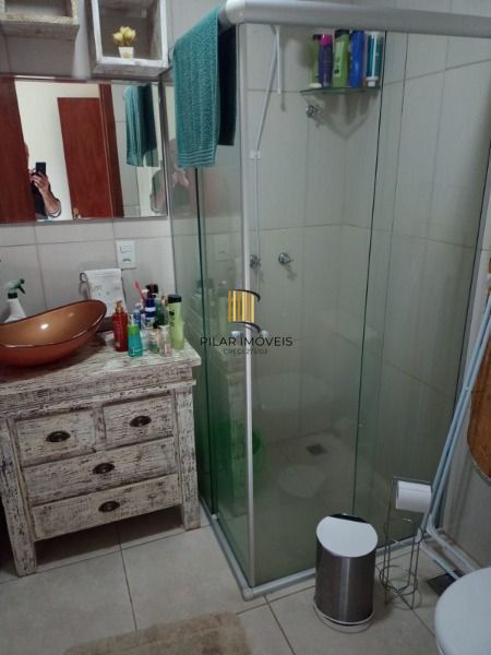 Casa para Venda - 181m², 3 dormitórios, sendo 3 suites, 2 vagas - Hípica