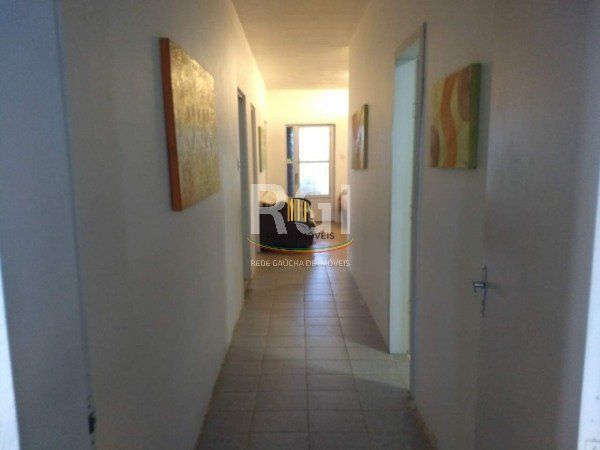 Casa para Venda - 150m², 3 dormitórios, 2 vagas - Hípica