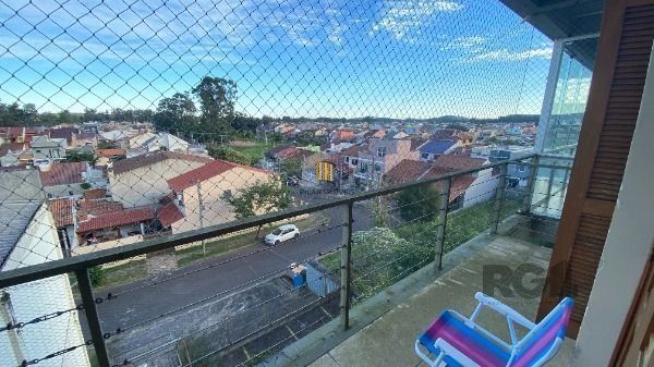 Apartamento em Porto Alegre, no bairro Hípica, com 2 dormitório(s), e 2 banheiro