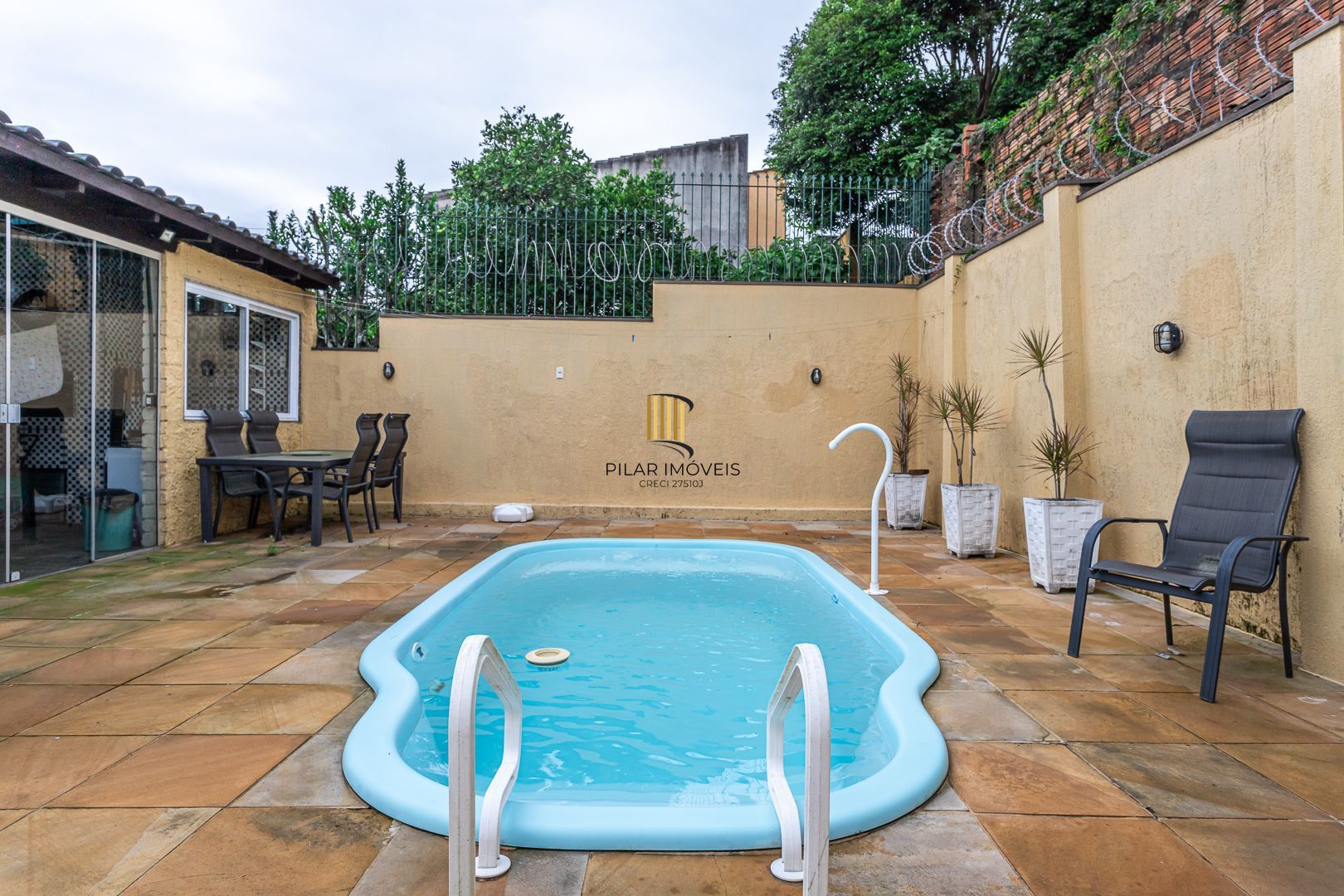 Excelente casa de dois pavimentos no bairro Ipanema – Zona Sul de Porto Alegre