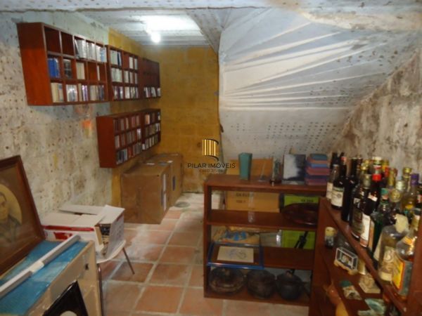 Casa para Venda - 252m², 3 dormitórios, 2 vagas - Ipanema