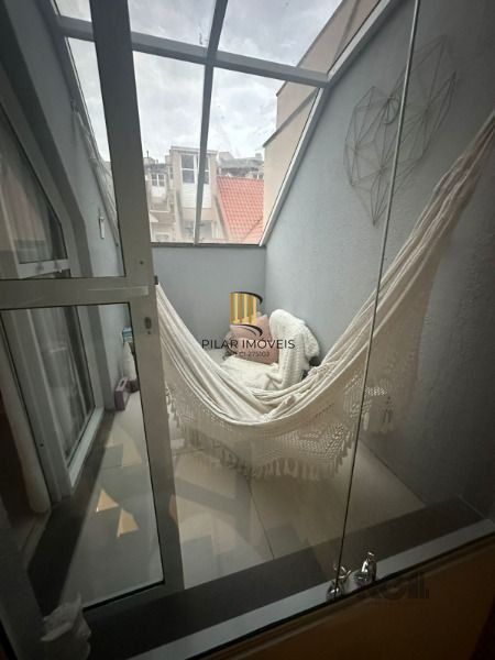 Casa Condominio em Porto Alegre, no bairro Tristeza, com 3 dormitório(s), e 3 ba