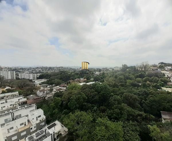 Apartamento em Porto Alegre, no bairro Glória, com 2 dormitório(s), e 2 banheiro