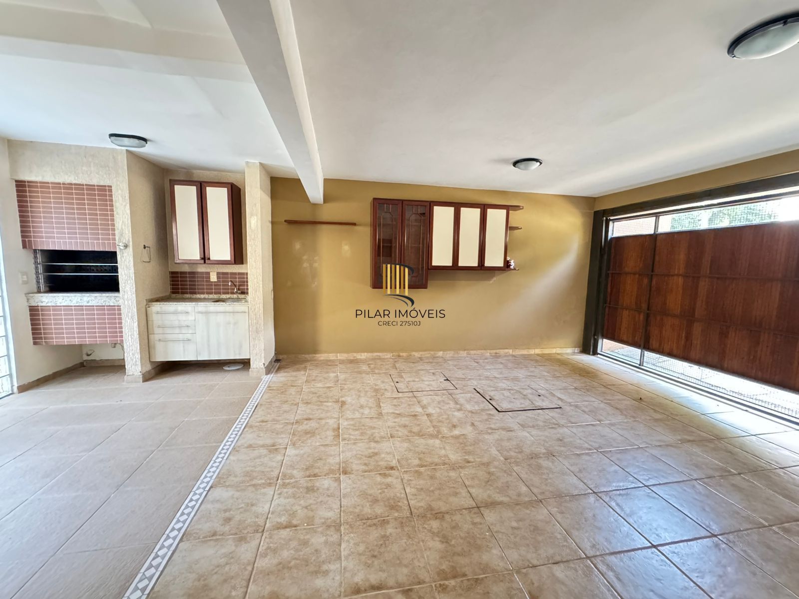 Casa em Condomínio no Jardim Isabel com 270m², 3 dormitórios, 4 vagas