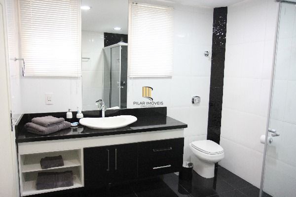 Casa para Venda - 740m², 5 dormitórios, sendo 5 suites, 5 vagas - Jardim Isabel