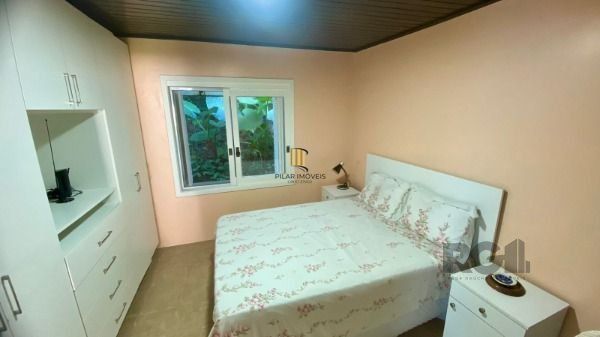 Casa em Porto Alegre, no bairro Vila Assunção, com 3 dormitório(s), e 3 banheiro