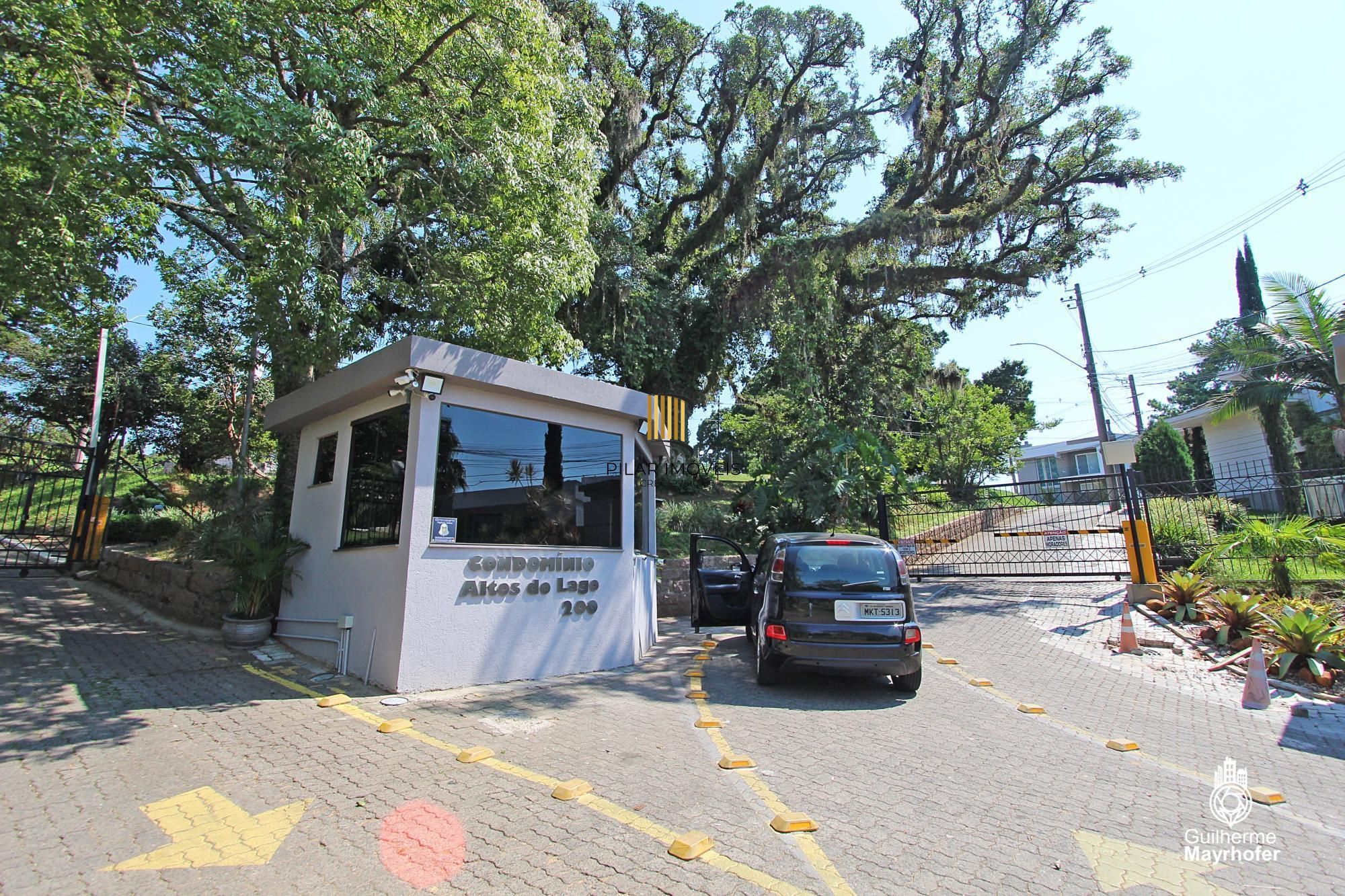 Altos do lago- Com 3 dormitórios, 3 vagas , piscina , Linda e ampla casa em cond
