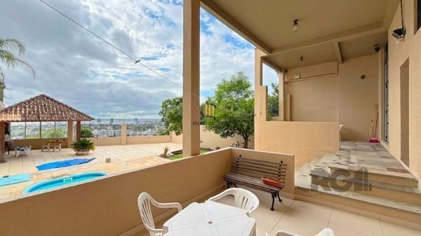 Casa 3 dormitórios à venda Nonoai Porto Alegre/RS