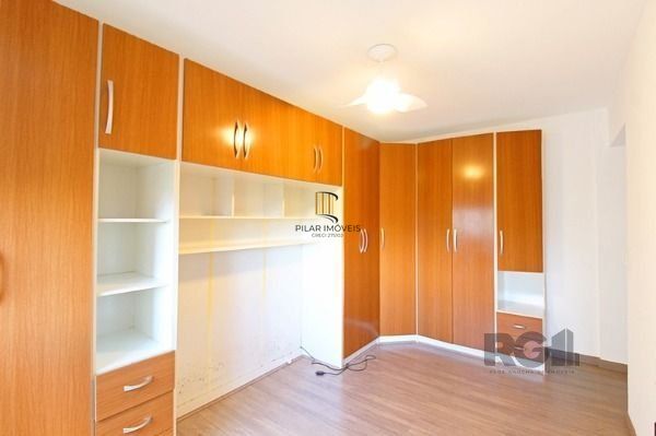 Apartamento em Porto Alegre, no bairro Cristal, com 2 dormitório(s), 1 vaga por 