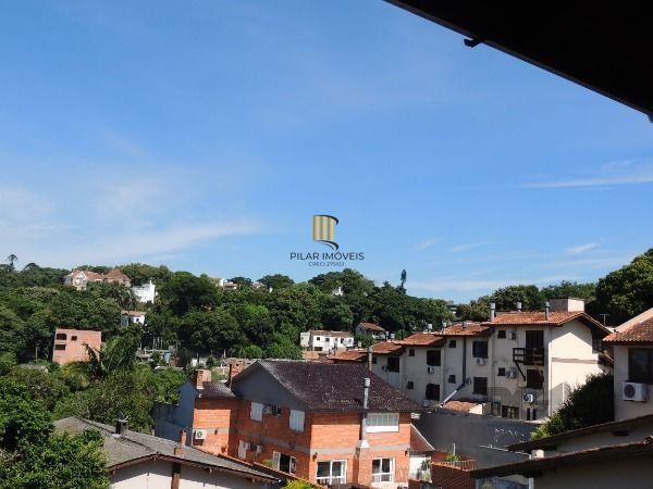 Casa Condominio em Porto Alegre, no bairro Vila Conceição, com 3 dormitório(s), 