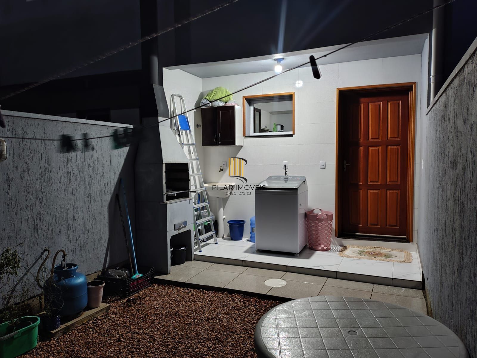 Sobrado com 2 suítes, 84m², no Portal do Guarujá