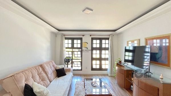 Casa 4 dormitórios à venda Camaquã Porto Alegre/RS