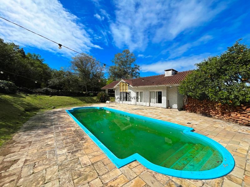 Casa em condomínio para pessoas de bom gosto.