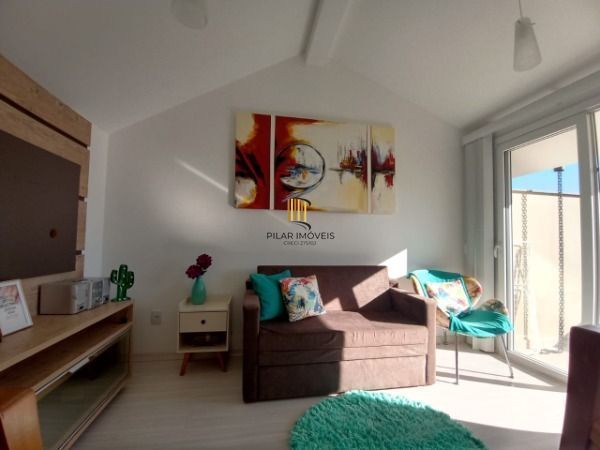 Casa para Venda - 90m², 3 dormitórios, sendo 1 suites, 1 vaga - Hípica