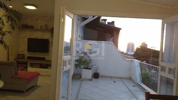 Casa em Condomínio 4 dormitórios à venda Cristal Porto Alegre/RS