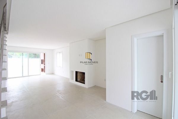 Casa em Porto Alegre, no bairro Vila Conceição, com 3 dormitório(s), à venda.