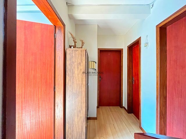 Ótima Residência com 3 dormitórios á venda no Bairro Ipanema.