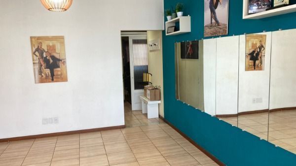 Apartamento em Porto Alegre, no bairro Ipanema, com 3 dormitório(s), e 3 banheir