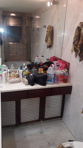 Apartamento para Venda - 202m², 3 dormitórios, sendo 1 suites, 1 vaga - Centro H