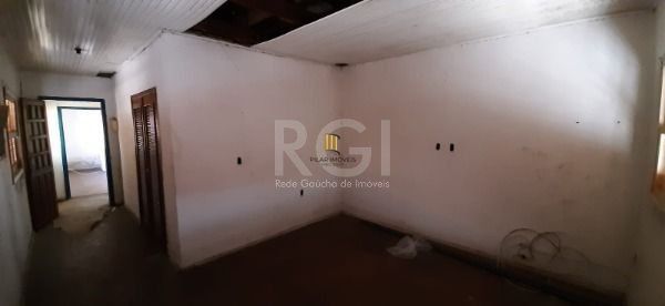 Casa para Venda - 170m², 2 dormitórios, 6 vagas - Sarandi