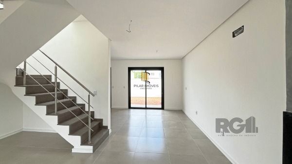 Casa Condominio em Porto Alegre, no bairro Campo Novo, com 3 dormitório(s), e 3 