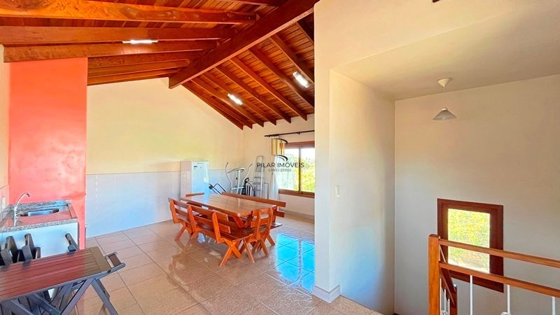 Sobrado 4 dormitórios à venda Camaquã Porto Alegre/RS - Pilar Imóveis