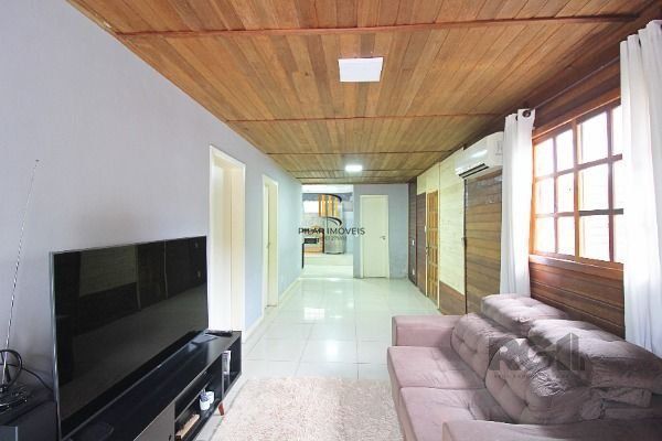 Terreno em Porto Alegre, no bairro Glória, à venda.