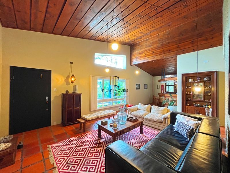 Casa em condomínio para pessoas de bom gosto.