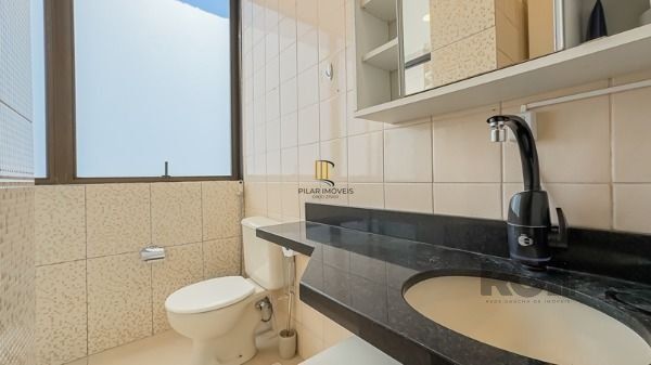 Conjunto/Sala em Porto Alegre, no bairro Bom Fim, e 0 banheiros, à venda.