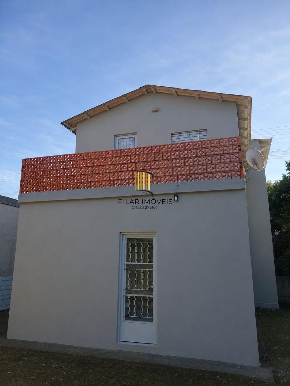 Excelente casa Sobrado no bairro Santa Isabel em Viamão, próximo a todos comércios, escolas... - Pilar Imóveis