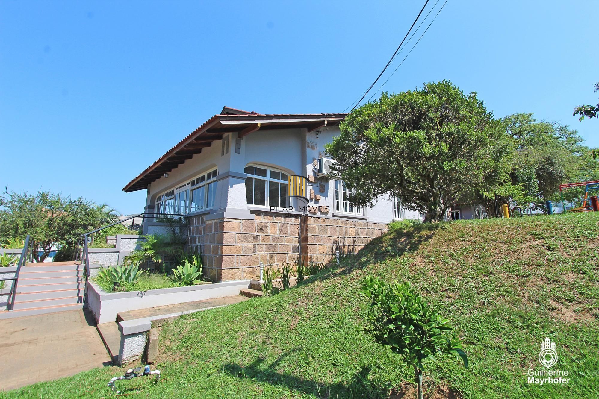 Altos do lago- Com 3 dormitórios, 3 vagas , piscina , Linda e ampla casa em cond