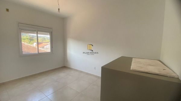Casa Condominio em Porto Alegre, no bairro Vila Nova, com 2 dormitório(s), e 2 b