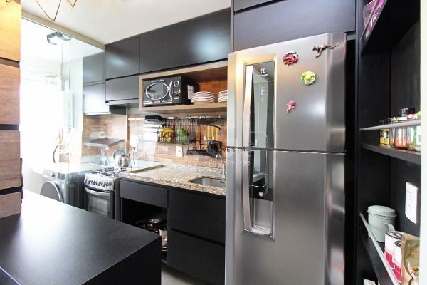 Apartamento em Porto Alegre, no bairro Cavalhada, com 2 dormitório(s), e 2 banhe