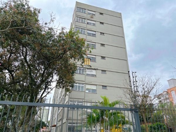 Apartamento em Porto Alegre, no bairro Tristeza, com 2 dormitório(s), e 2 banhei