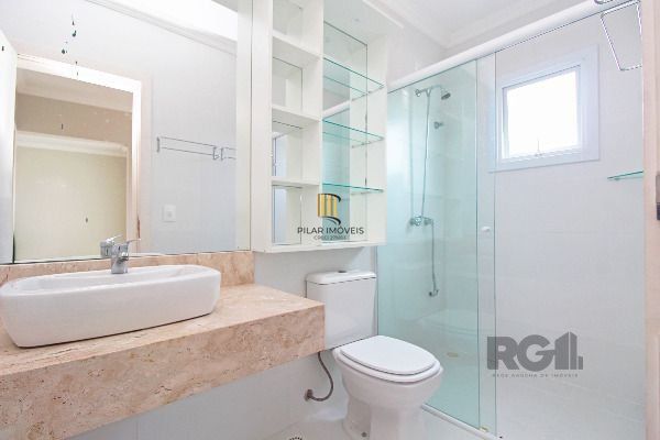 Casa Condominio em Porto Alegre, no bairro Hípica, com 3 dormitório(s), e 3 banh