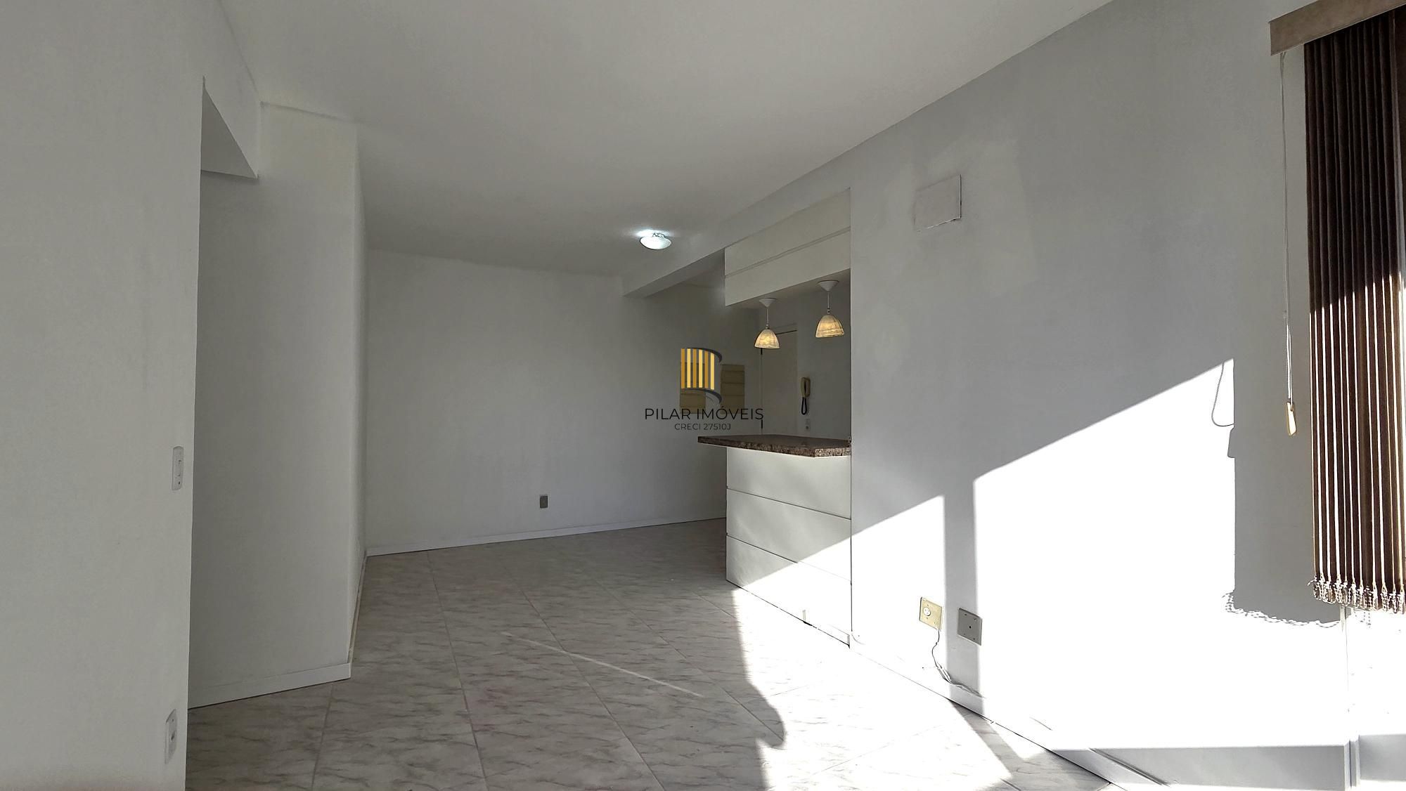 Apartamento de 75,9 m² com 3 dormitórios, 1 suíte e 2 vagas de garagem, próximo ao Barra Shopping Sul.