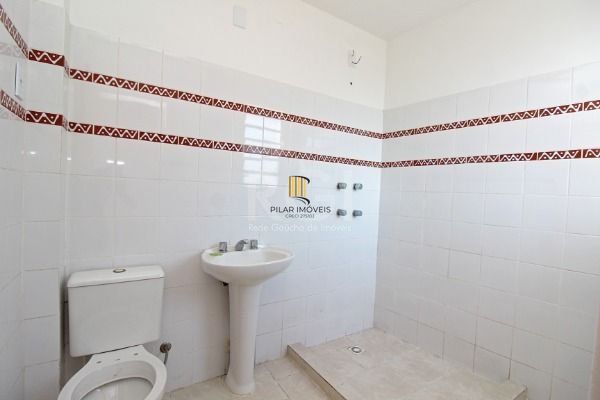 Casa para Venda - 154m², 2 dormitórios, sendo 1 suites, 2 vagas - Cidade Baixa