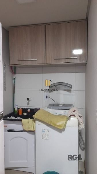 Casa em Porto Alegre, no bairro Ponta Grossa, com 2 dormitório(s), e 2 banheiros