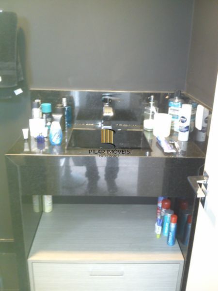 Casa no TerraVille com 3 dormitórios sendo 2 suítes.