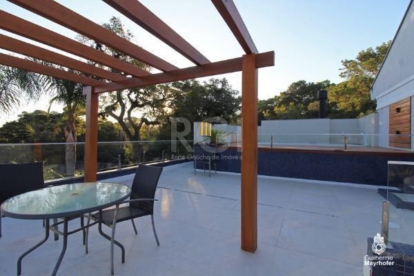 Casa Condominio para Venda - 254.32m², 3 dormitórios, sendo 3 suites, 2 vagas - 