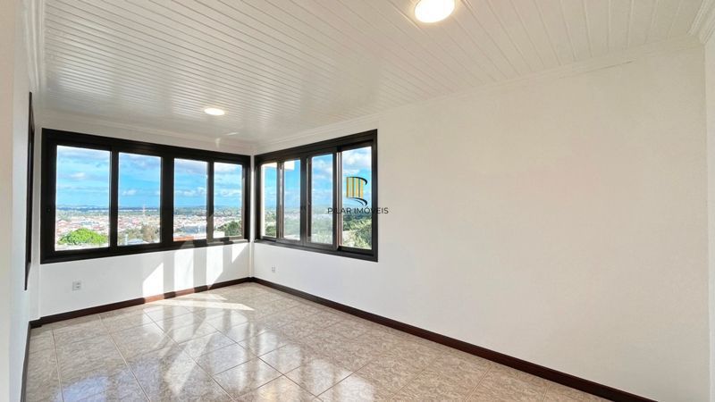 Altos do lago- Com 3 dormitórios, 3 vagas , piscina , Linda e ampla casa em cond