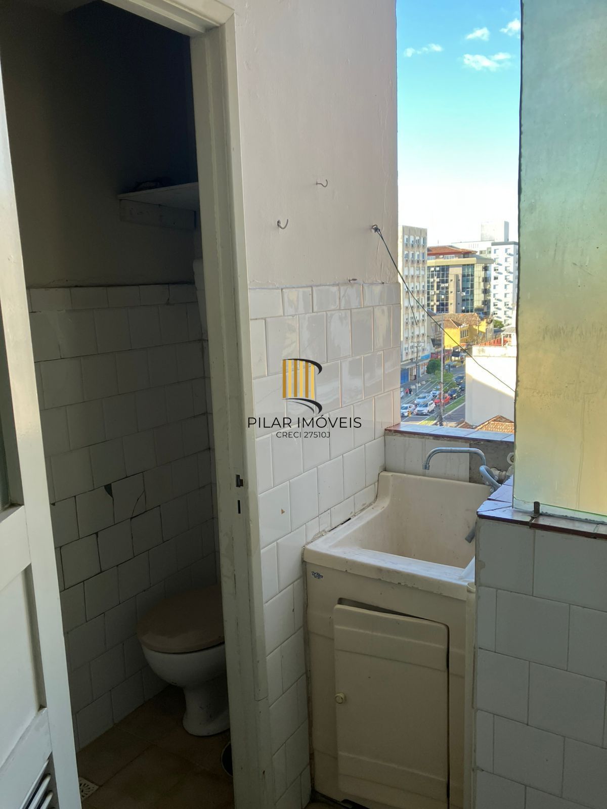 Apartamento de 2 dormitórios no Bairro Floresta