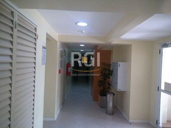 Apartamento em Porto Alegre, no bairro Sarandi, com 3 dormitório(s), e 3 banheir