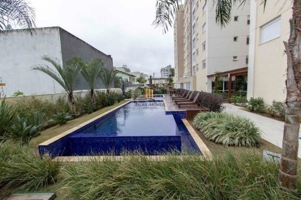 Apartamento em Porto Alegre, no bairro Tristeza, com 2 dormitório(s), e 2 banhei