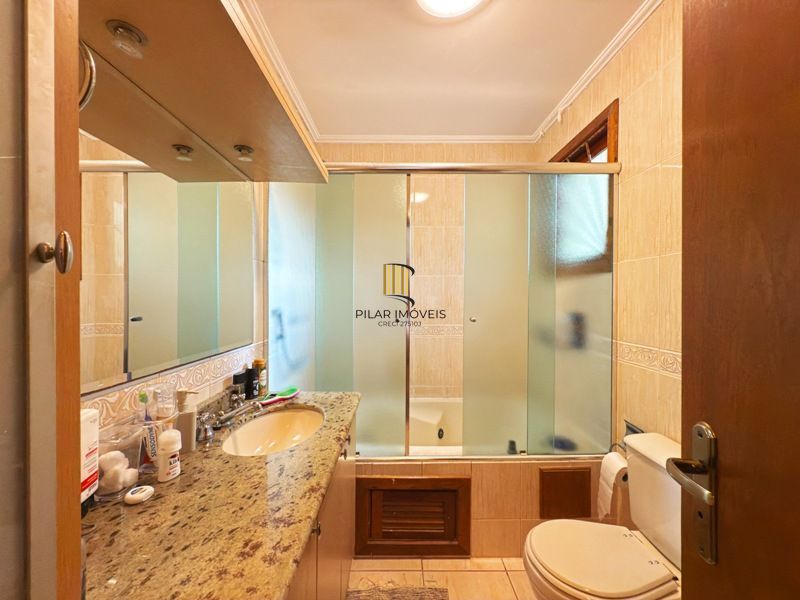 Linda Residência com 3 dormitórios sendo 1 suíte no Jardim Isabel.