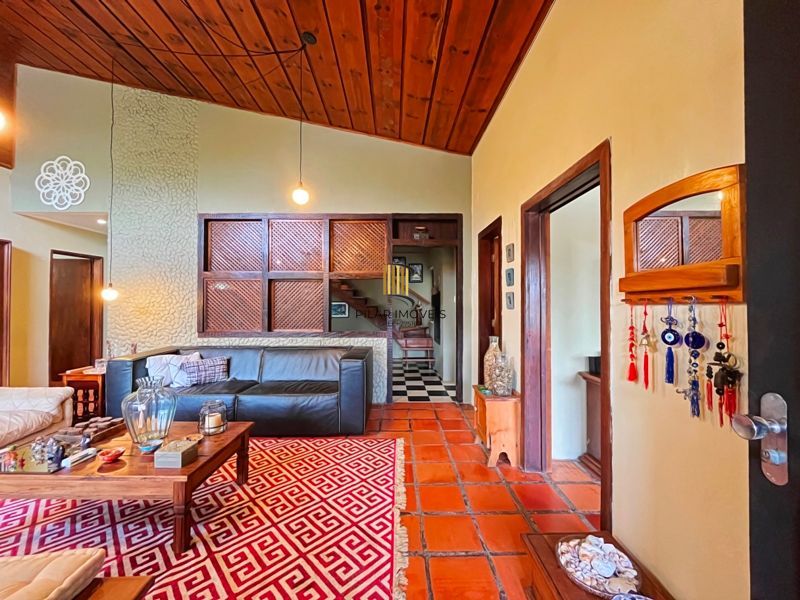 Casa em condomínio para pessoas de bom gosto.