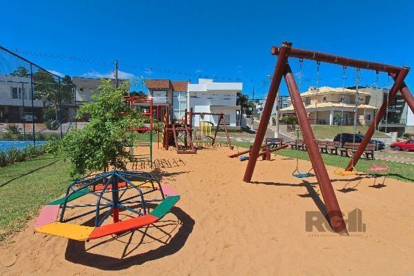 Casa Condominio em Porto Alegre, no bairro Hípica, com 3 dormitório(s), e 3 banh