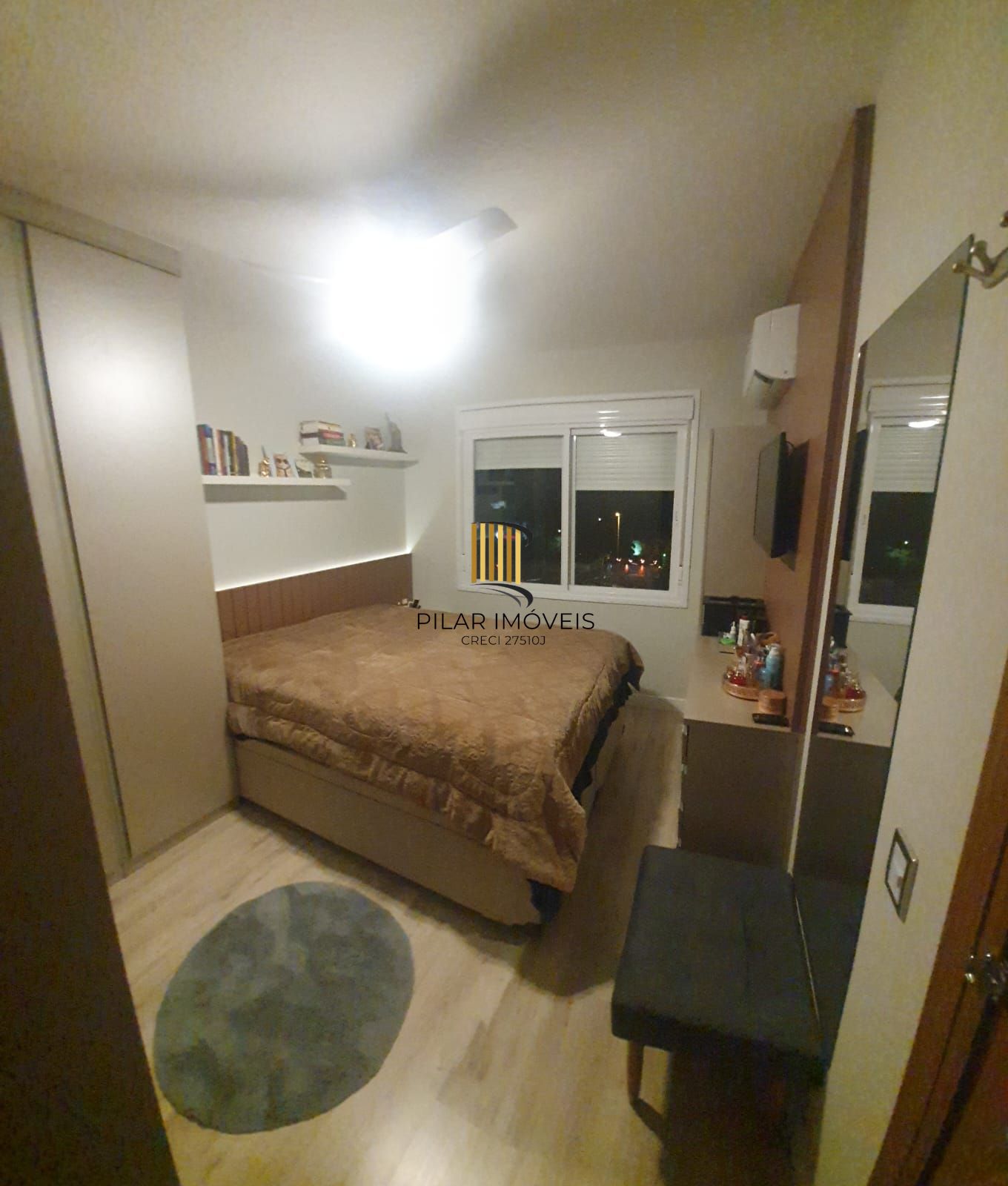 *Apartamento com 1 dormitório à Venda na Tristeza*